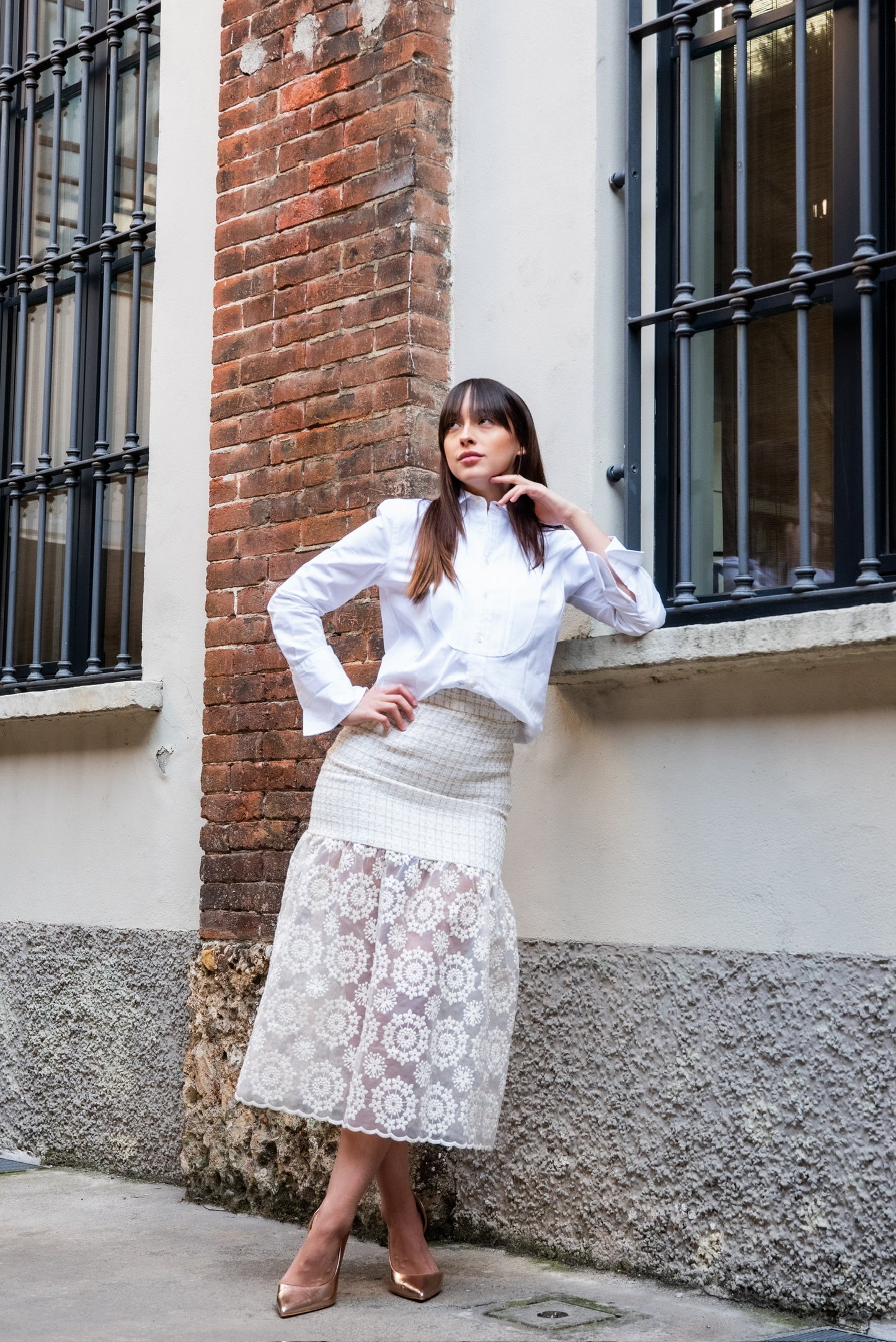 Gonna Kiki lunga in tweed panna con Balza organza ricamata