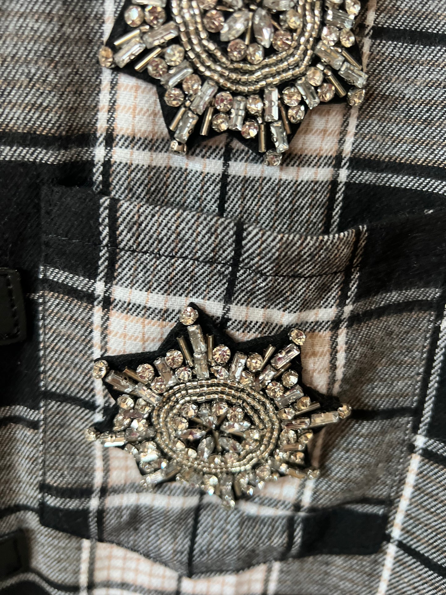 Camicia Bianca Quadri Neri Lacci e fiocchi di neve