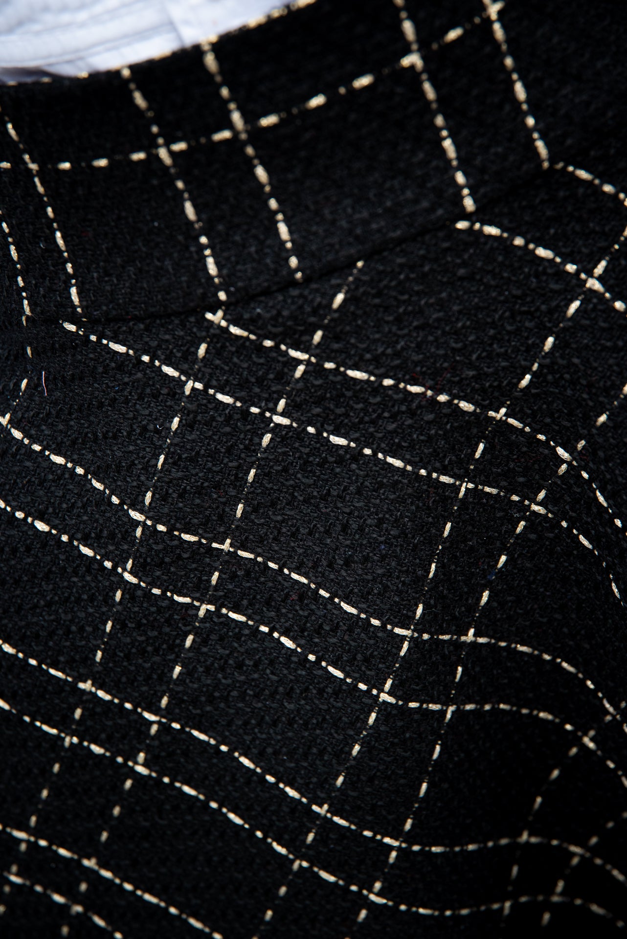 Gonna Valentina Corta Tweed Nero e Oro